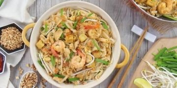 2 cách làm Pad Thái - món xào kiểu Thái chua cay đơn giản, ăn là mê 16 17 1200x676 1