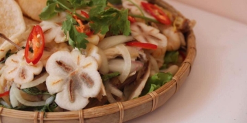Hướng dẫn làm 3 món ngon từ măng cụt: Gỏi gà, sinh tố và chè măng cụt 68 2 15323283384001489557188 760x367 1