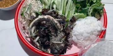 Cách làm cá lóc hấp nước dừa thơm ngon, béo ngậy ngay tại gian bếp nhà bạn 16 2 cach lam ca loc hap hanh va ca loc hap sa thom ngon hap dan avt 1200x676 1