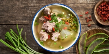 2 cach lam canh nha dam nau suon va bau tom moi la hap dan thom ngon 18 1200x676 1