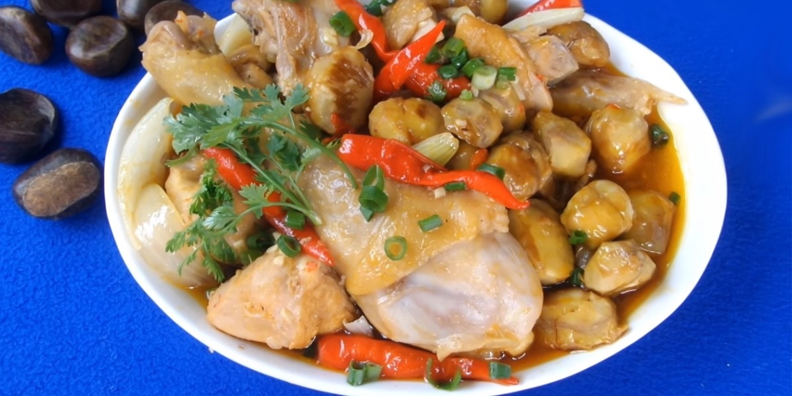 2 công thức gà kho và thịt heo kho hạt dẻ bùi béo, ngon khó cưỡng 32 2 cach lam ga kho va thit heo kho hat de bui beo cuc ngon mieng 1 1200x676 1