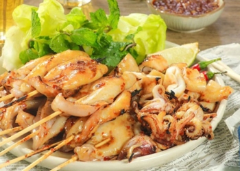 2 cach lam mon muc nuong voi sa te muoi ot ngon ba chay de lam tai nha 1b 1200x676 1