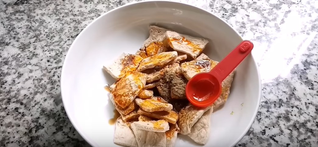 Bước 1 Sơ chế sườn non Sườn non chay rim nước dừa