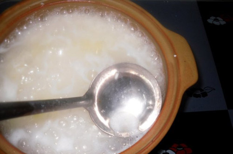 Bước 3 Nấu cháo Cháo mực tươi