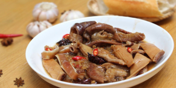 2 cách nấu phá lấu bao tử heo thơm ngon đậm đà chuẩn vị Sài Gòn 86 2 cach nau pha lau bao tu heo thom dam da dung dieu sai gon 16 760x367 1