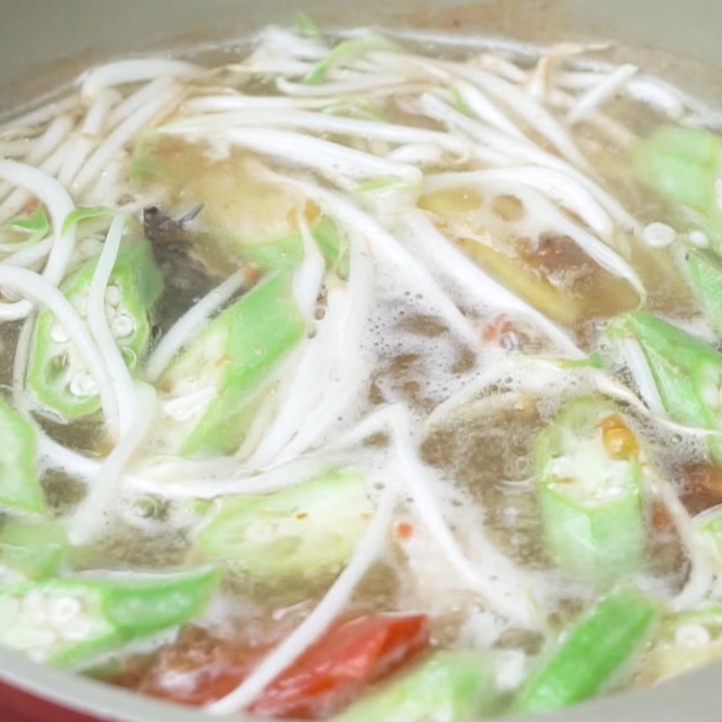 Bước 4 Nấu canh Canh chua cá lóc