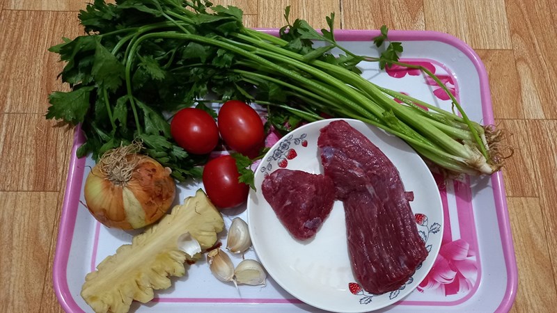 Nguyên liệu món ăn thịt bò xào chua ngọt