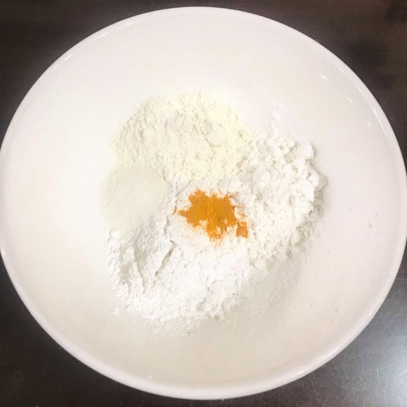 Bước 2 Pha bột Bánh khoai lang chiên xù