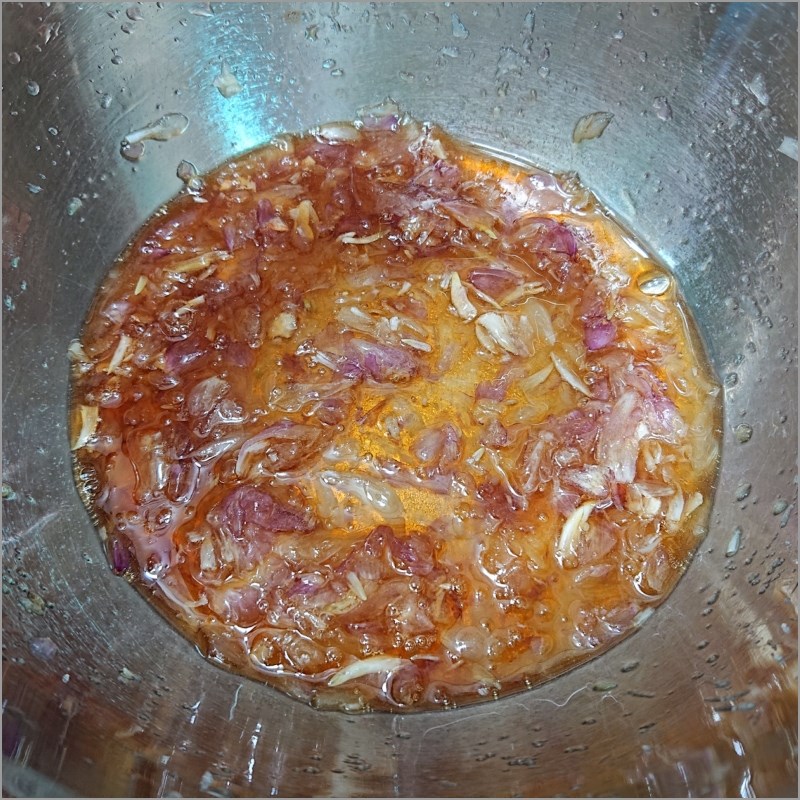 Bước 2 Ướp cá nục Cá nục kho cà chua bằng nồi áp suất (Công thức được chia sẻ từ người dùng)