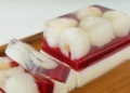 3 cach lam thach vai thom ngot mat lanh de lam avt 1200x676 1