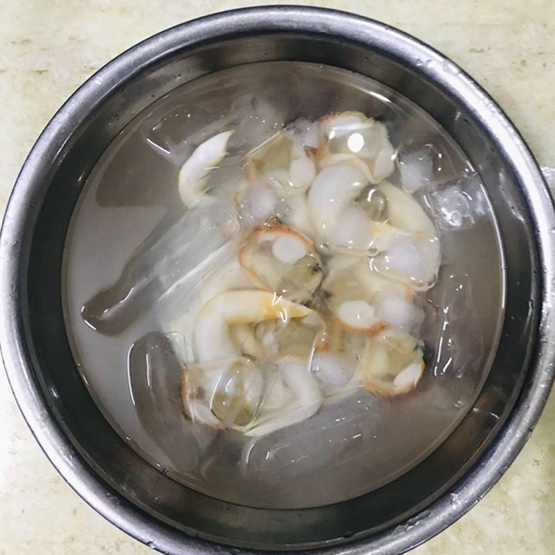 Bước 3 Luộc sò dương Sò dương nướng mỡ hành