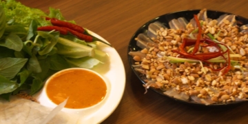 5BCAMOI5D Goi Ca Mai Bep Co Ba Phan Thiet Hoc Nau An Cung Ca Moi 4 42 screenshot 1200x676 1