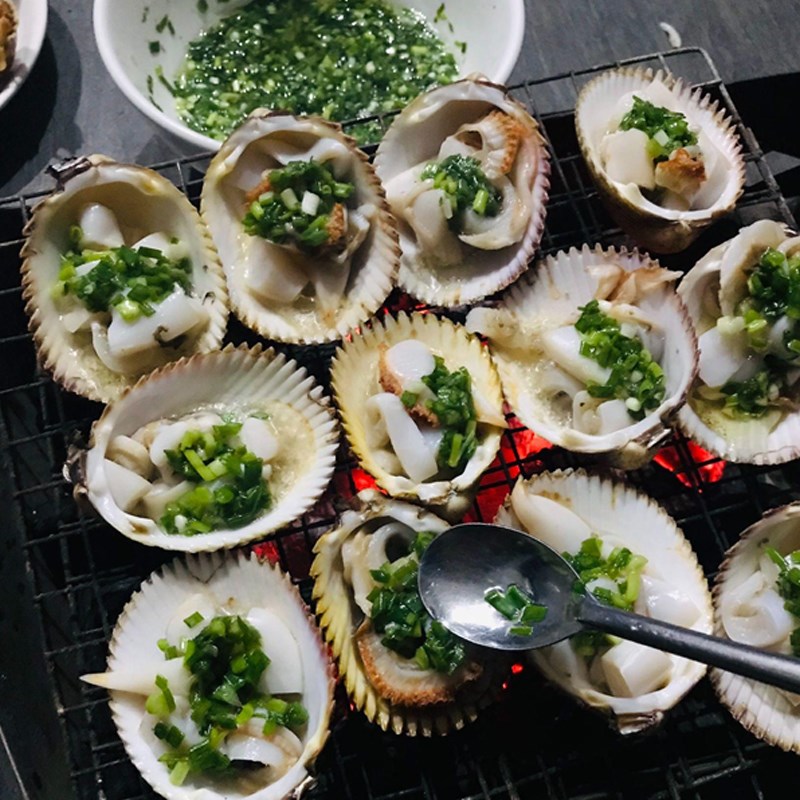 Bước 7 Nướng sò dương với mỡ hành Sò dương nướng mỡ hành