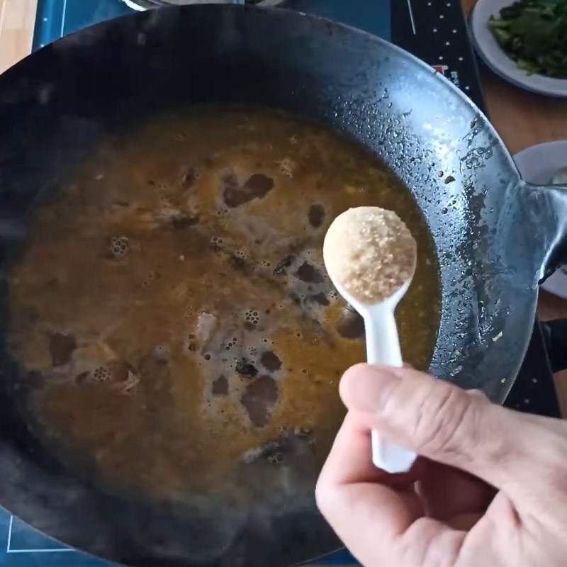 Bước 4 Nấu canh Canh chua cá ngạnh nấu khế