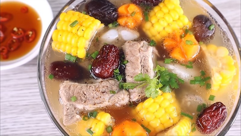 Canh cà rốt nấu sườn heo