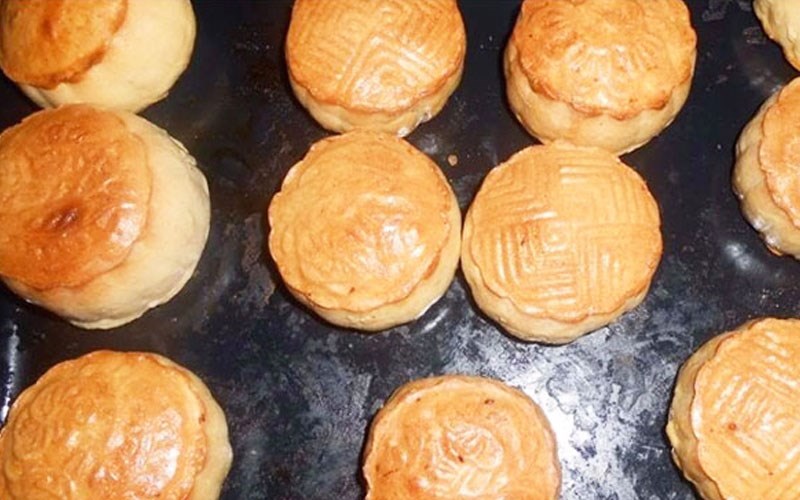 Bánh trung thu nướng bị phồng