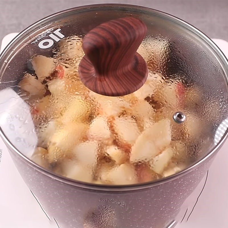 Bước 1 Sơ chế và nấu mềm tái Mứt táo