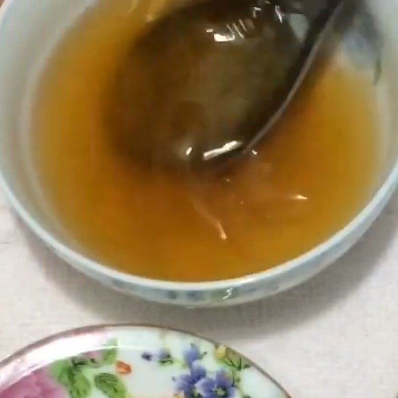 Bước 3 Pha nước mắm Bún trộn thịt lợn