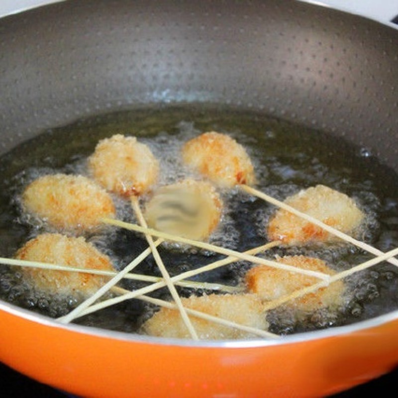 Bước 3  Chiên khoai Khoai môn xiên que chiên xù