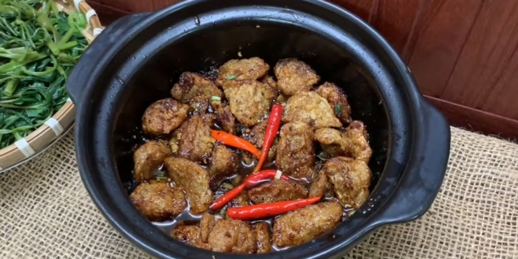 CA THAC LAC KHO NUOC MAM BEP NHA THUY 8 23 screenshot 1200x676 1