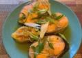 CaHoiKhoGungSaNgheBraisedSalmonwithGingerLemongrassandTurmeric3 46screenshot 1200x676 1