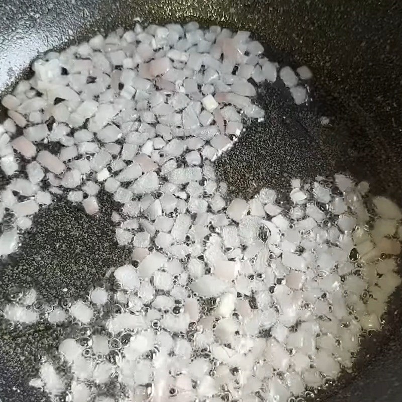 Bước 3 Làm sốt kho Măng kho tiêu