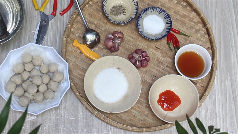 Nguyên liệu món ăn bò viên chiên và bò viên nướng