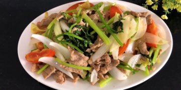 Cách làm thịt bò xào hành cần tây thơm ngon đơn giản cho bữa cơm 15 CachlamBOXAOCANTAYngonngatngaybovuamemvuathamBepCuaVo0 18screenshot 1200x676 1