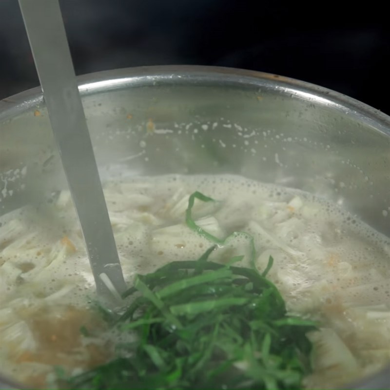 Bước 4 Nấu canh mít Canh mít non nấu tôm lá lốt
