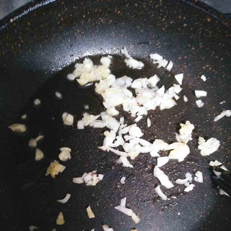 Bước 3 Làm cánh gà sốt me Cánh gà sốt me