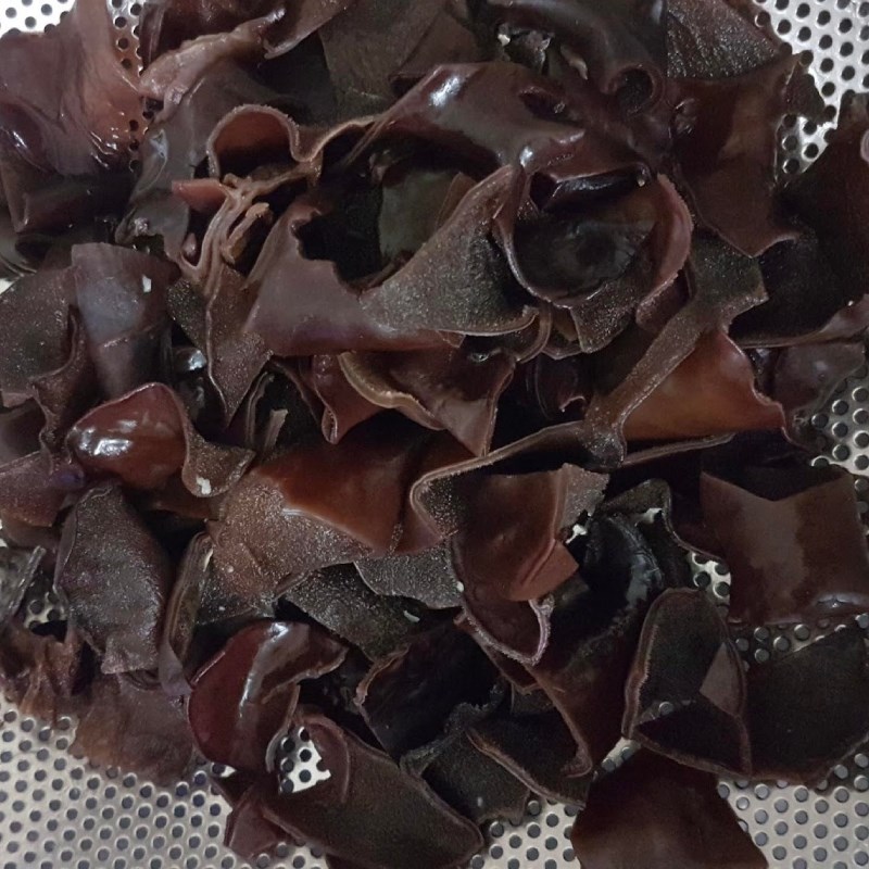 Bước 1 Sơ chế các nguyên liệu Thịt đông chân giò (Công thức được chia sẻ từ người dùng)