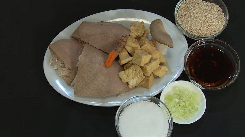 Nguyên liệu món ăn canh mít non với nghệ, canh mít non tôm lá lốt và canh mít non sườn
