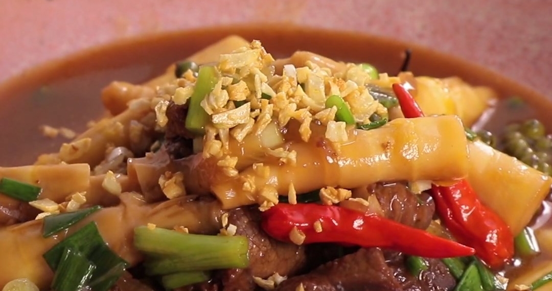 3 Cách làm bắp bò kho măng, sả ớt và kho thơm đơn giản, đậm đà hương vị 41 Monbapbokhomang 1080x608 1