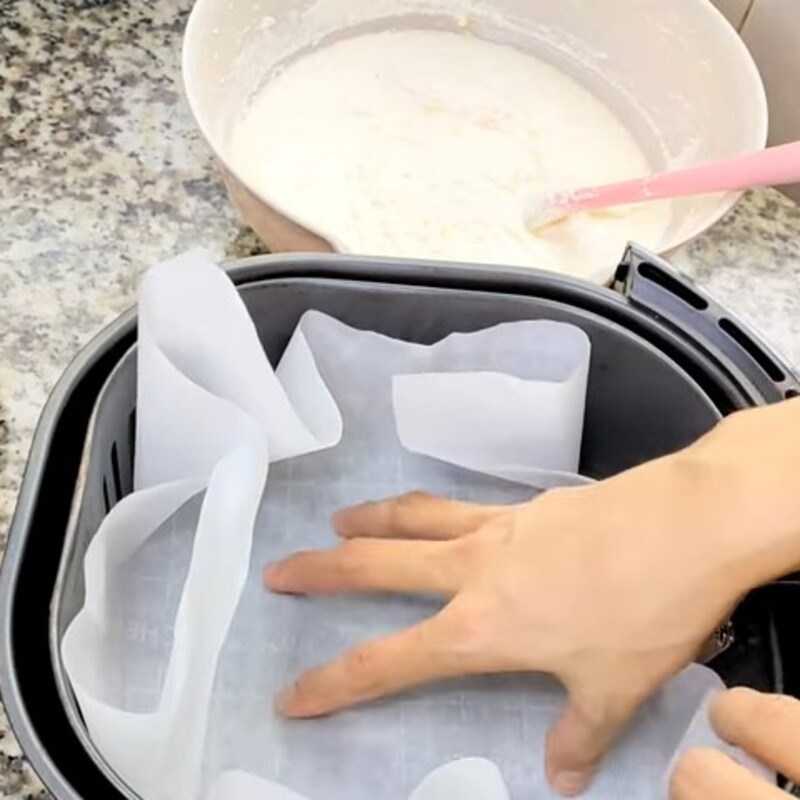 Bước 3 Nướng bánh Bánh khoai mì nướng nguyên ổ bằng nồi chiên không dầu