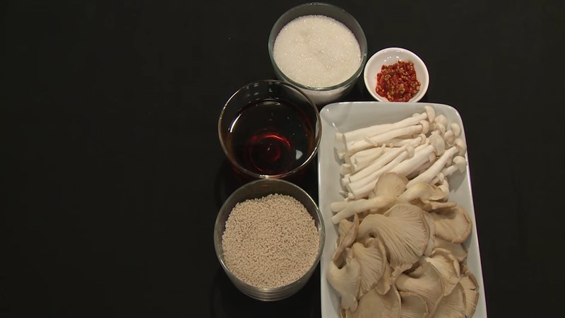 Nguyên liệu món ăn bò né chay - nấm né