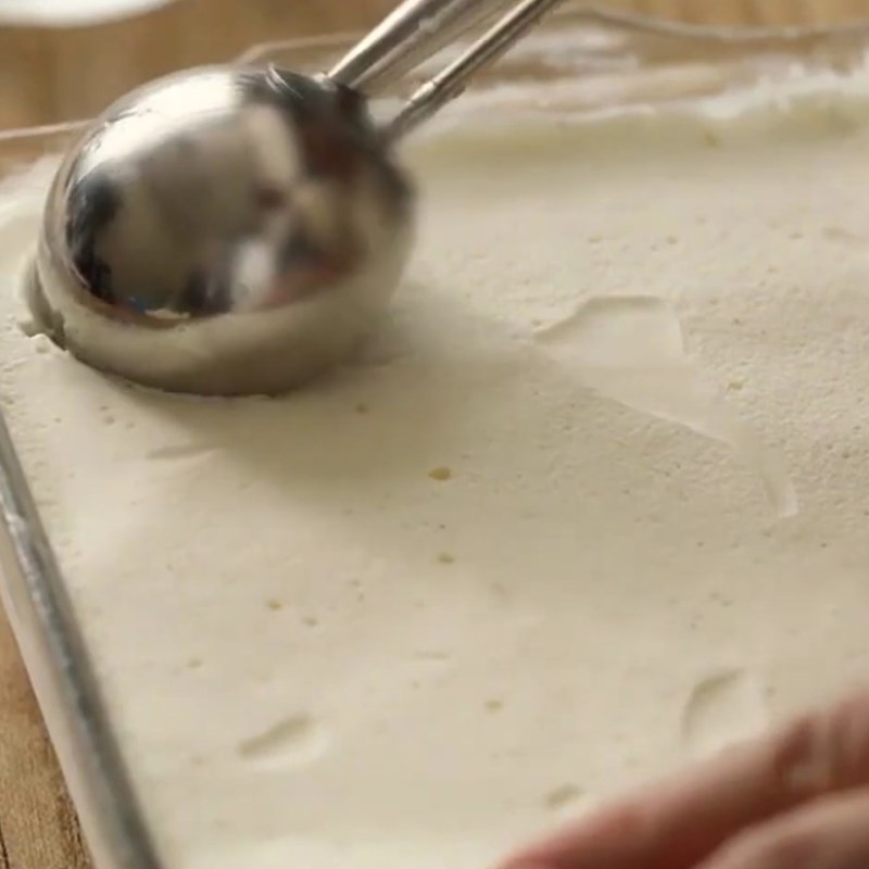 Bước 4 Hoàn thành Affogato - cà phê kem tươi