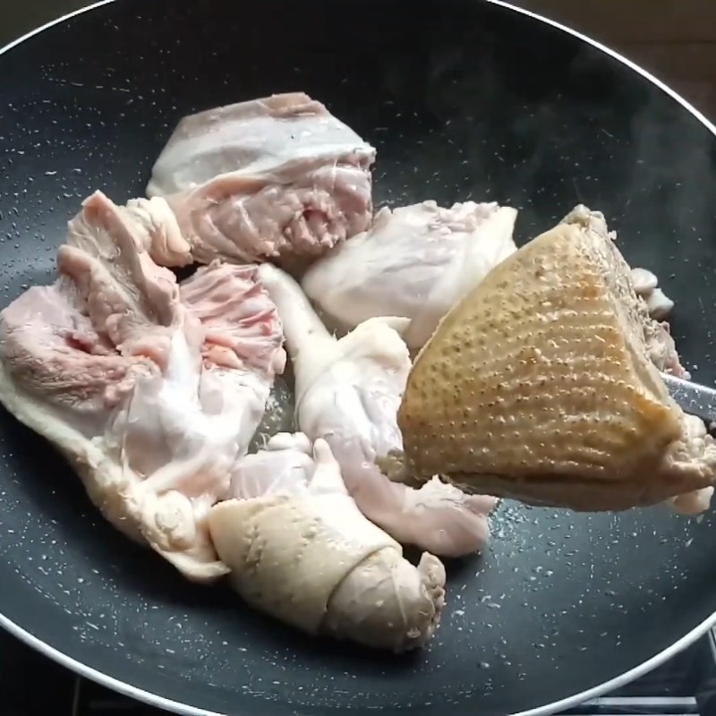 Bước 2 Áp chảo vịt Vịt kho ngũ vị