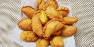 Hướng dẫn làm bánh gối - bánh quai vạc nhân đậu xanh chiên giòn thơm ngon khó cưỡng 106 ava 1200x676 6