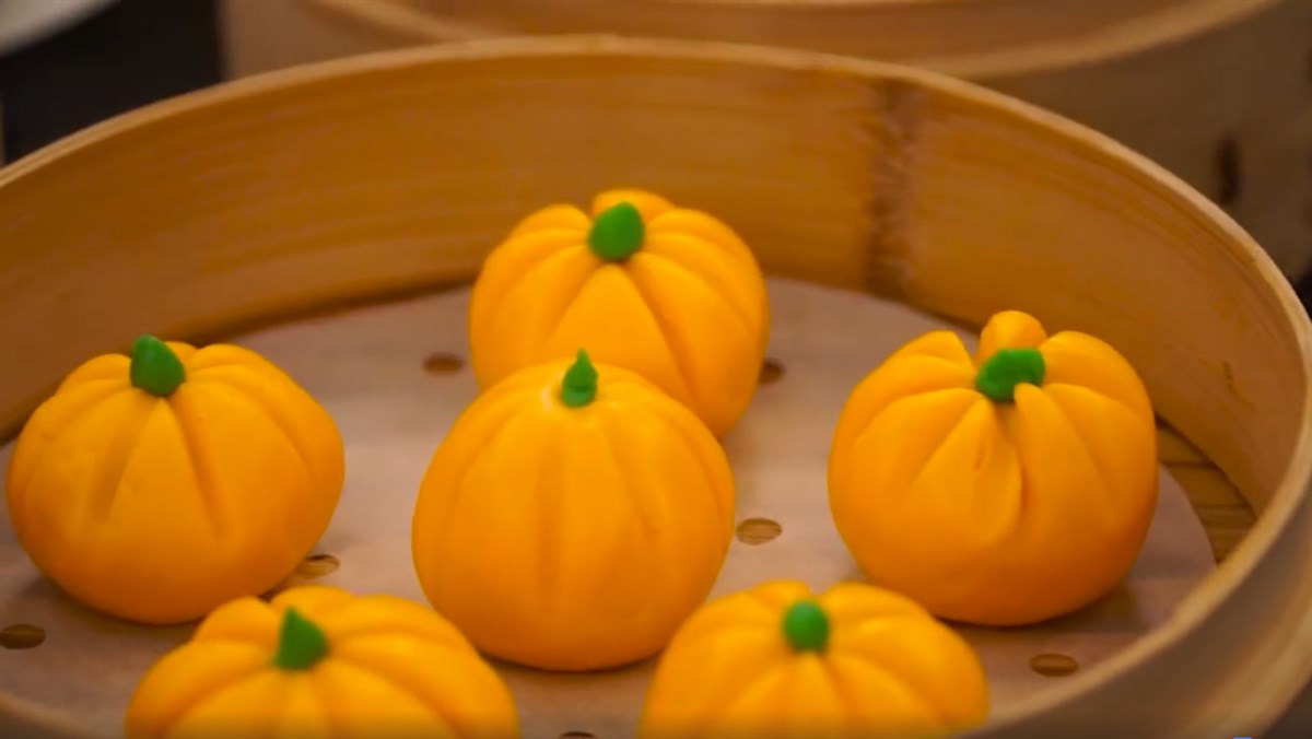 Bánh bao bí đỏ