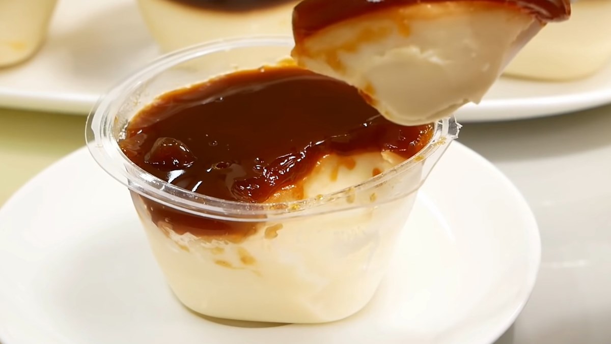 Bánh flan chay từ bột bắp