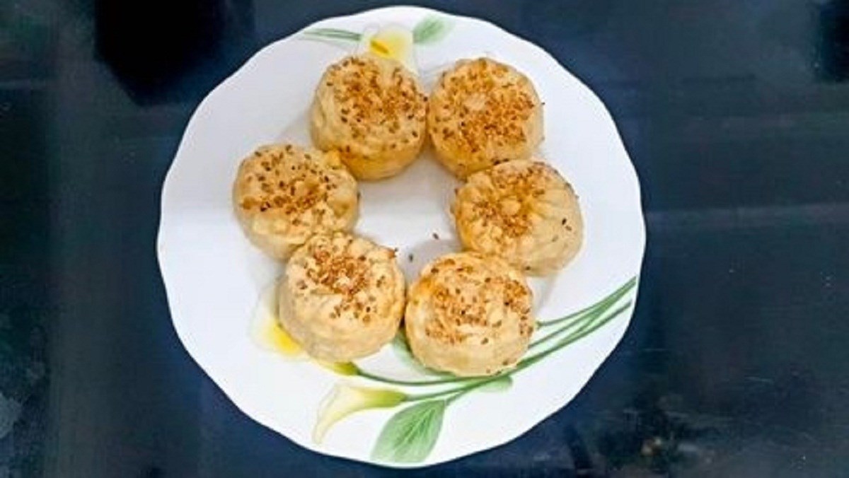 Bánh khoai mì nướng bằng nồi chiên không dầu