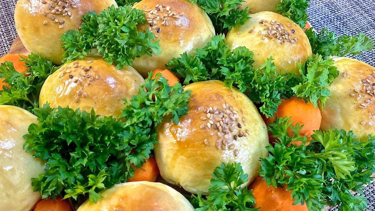 Bánh mì nhân thịt gà (công thức được chia sẻ từ người dùng)
