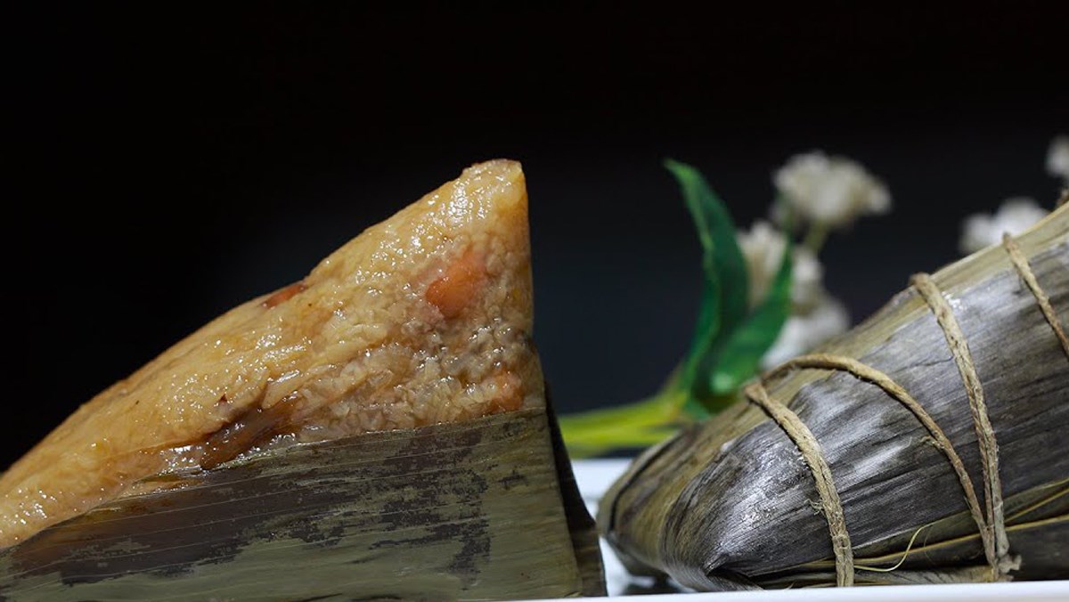 Bánh ú bá trạng thuyền rồng