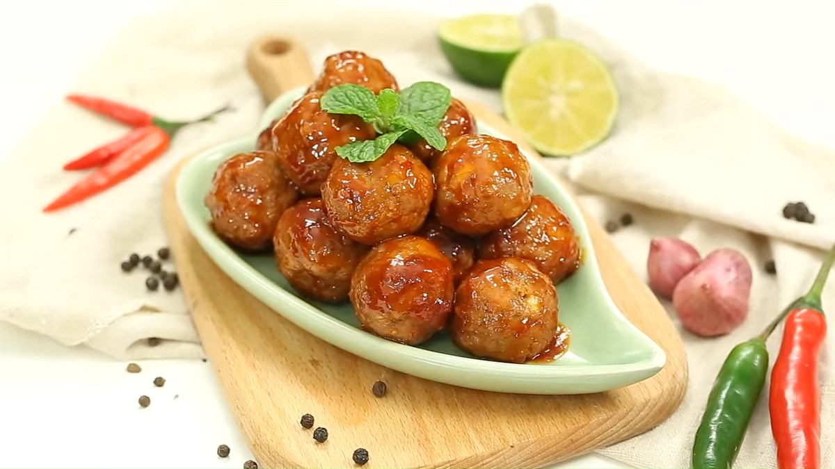 Bò viên nướng sốt chua ngọt