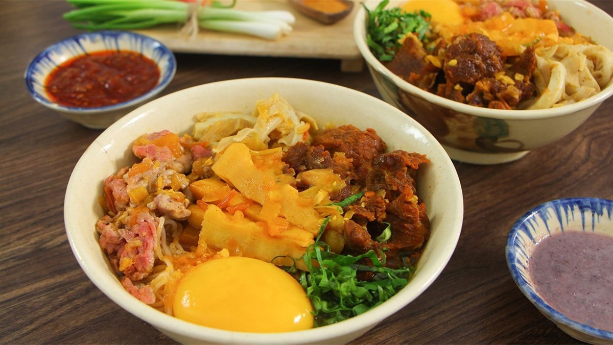 Bún măng bò