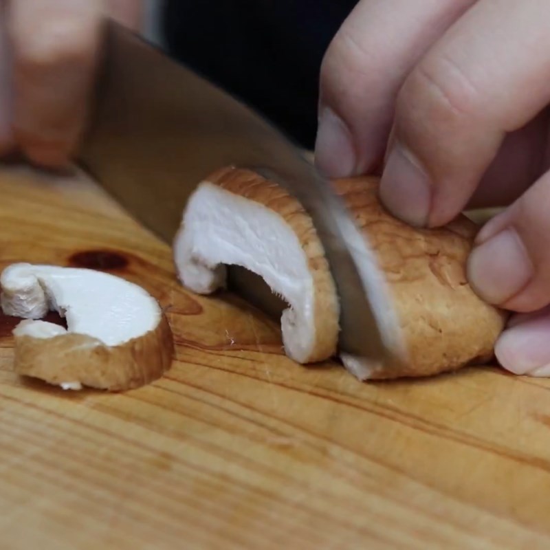 Bước 1 Sơ chế các nguyên liệu Tokbokki sốt nước tương