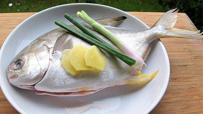 Nguyên liệu món ăn cá chim hấp