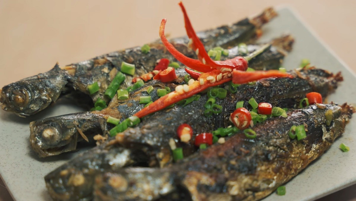 Cá nục kho gừng