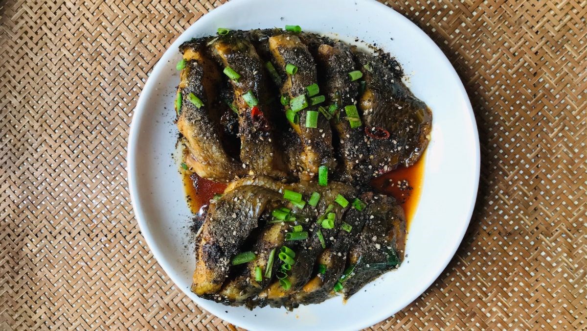 Cá rô kho tiêu