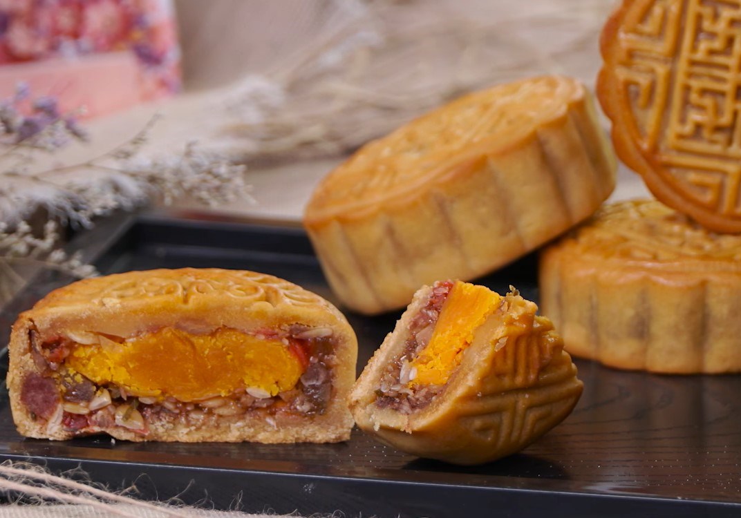 Bánh nướng nhân thập cẩm gà quay